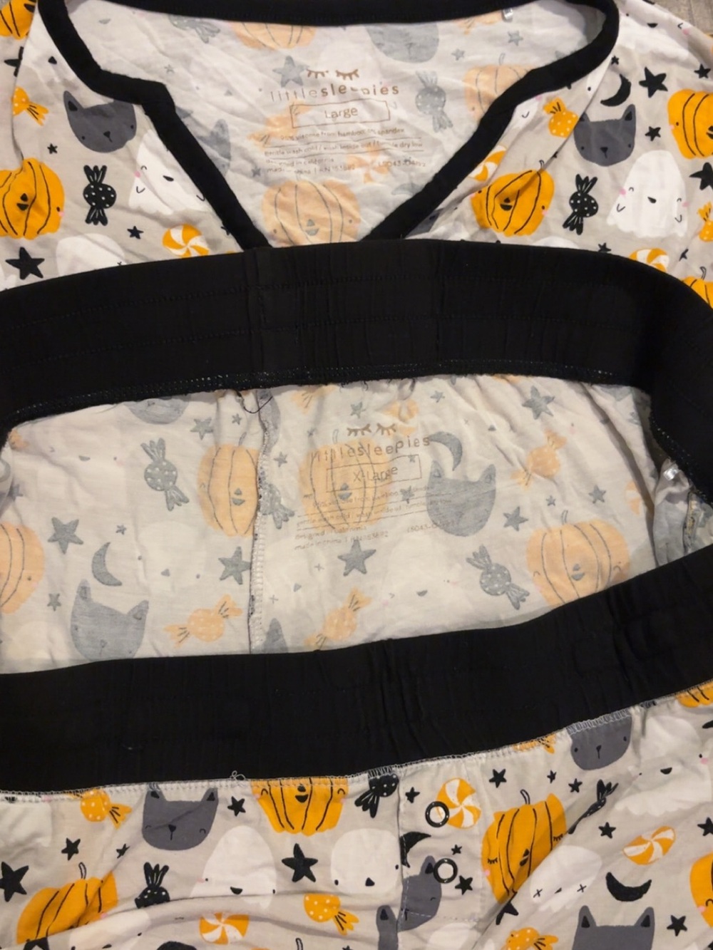 Little Sleepies Boo Crew Halloween Pajama Set Size L/XL - Picture 4 of 8